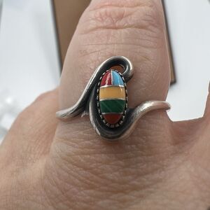 Vintage Southwest Native American Malachite Turquoise & Coral Ring Size 9 Dainty